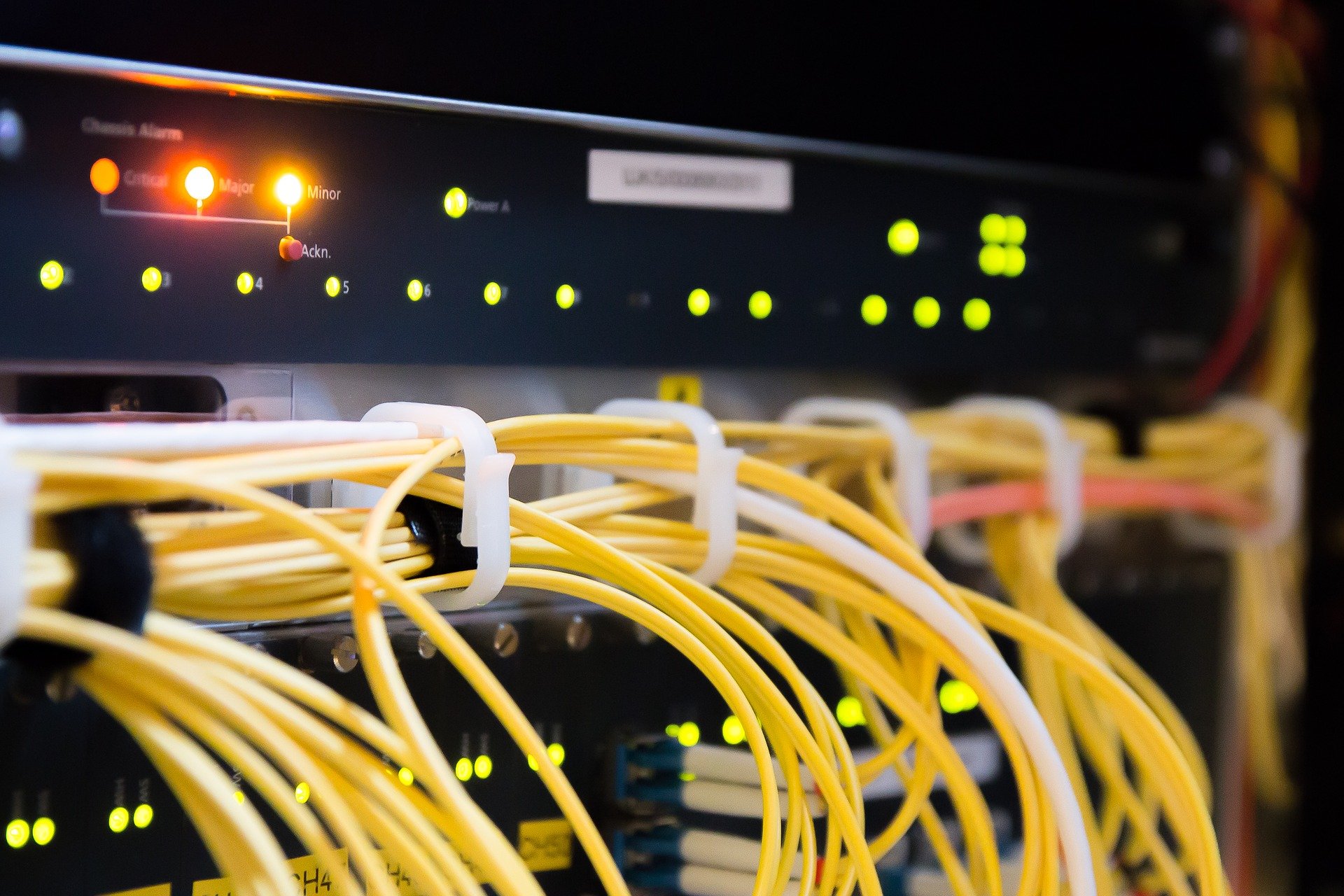 Daten- und Informationstechnik